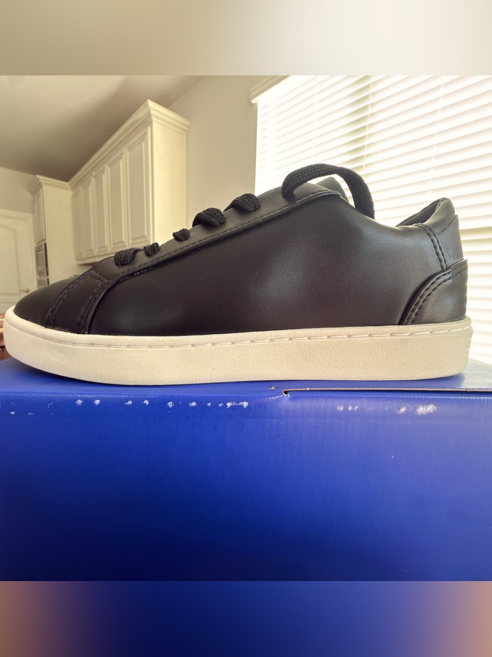 Classic Black Low-Top Leather Sneakers with Cream Sole 8.5- women